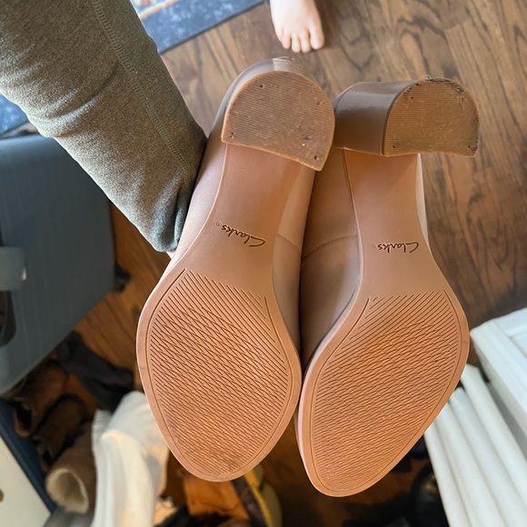 Clarks Freva 85 Pump in Praline size 9 - Picture 3 of 4